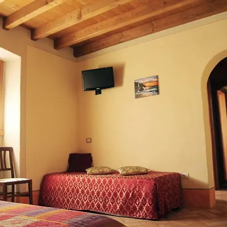 Palazzo Di Monteoliveto *